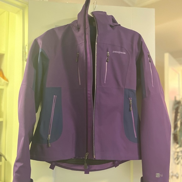 Patagonia h2no Ski jacket shell, size small, barely worn - Picture 3 of 5